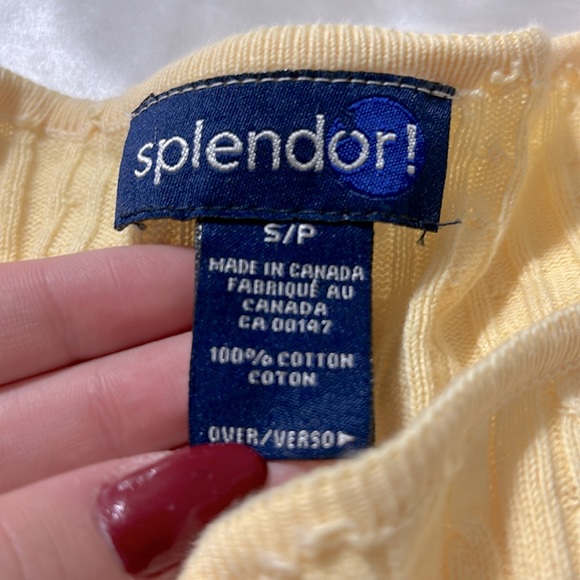 Beautiful Vintage Knit sweater!! Pastel yellow Size S us - Picture 6 of 6